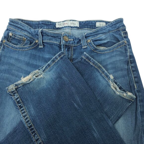 Buckle BKE Stella Jeans Stretch Size 30 Short Boot Low Rise Med Wash Distressed - Picture 5 of 13